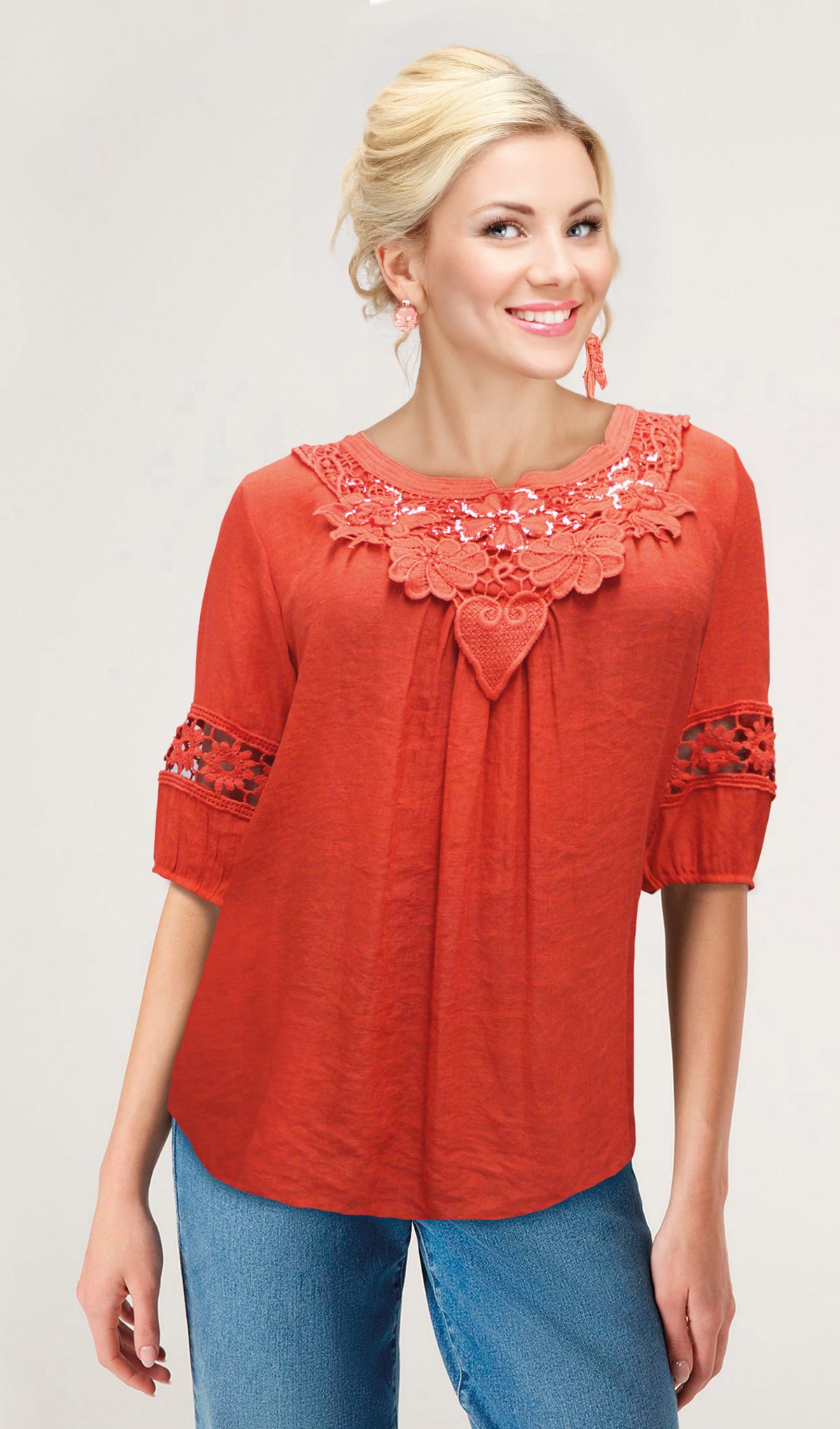Blusa con aplicación. MOD. RT-175
