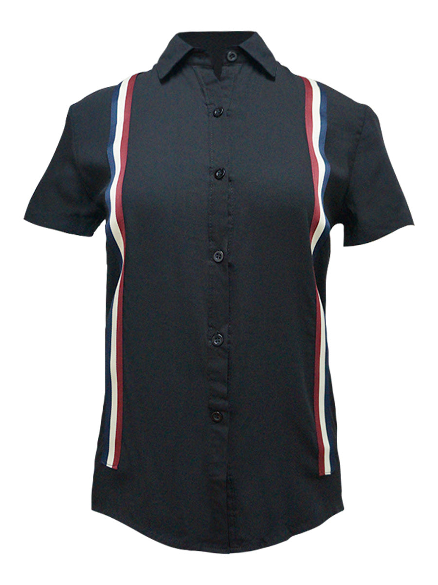 Blusa abierta de manga corta con aplicación. MOD. BR-040