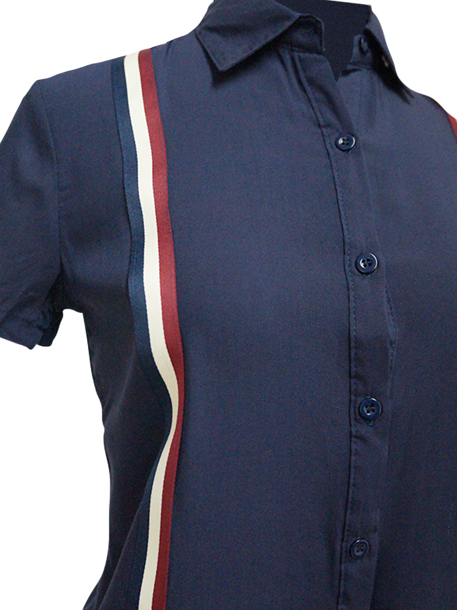 Blusa abierta de manga corta con aplicación. MOD. BR-040