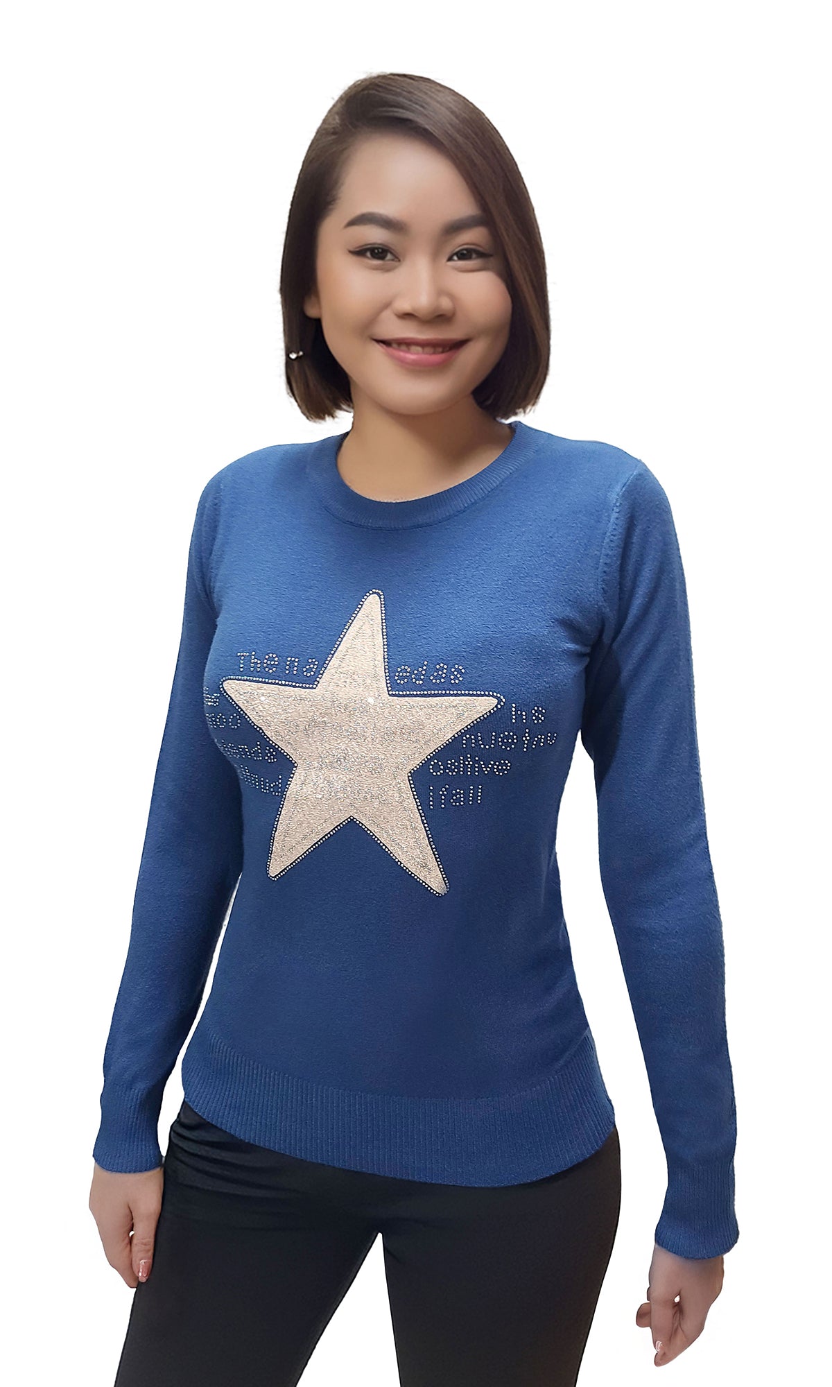 Suéter cerrado con aplicación. MOD. BWQ7-023.