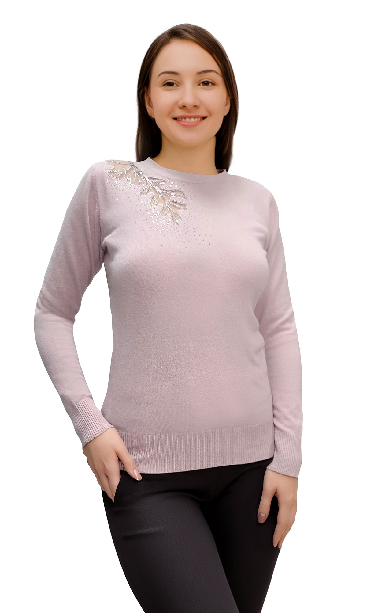 Suéter cerrado con aplicación. MOD. C12-313.