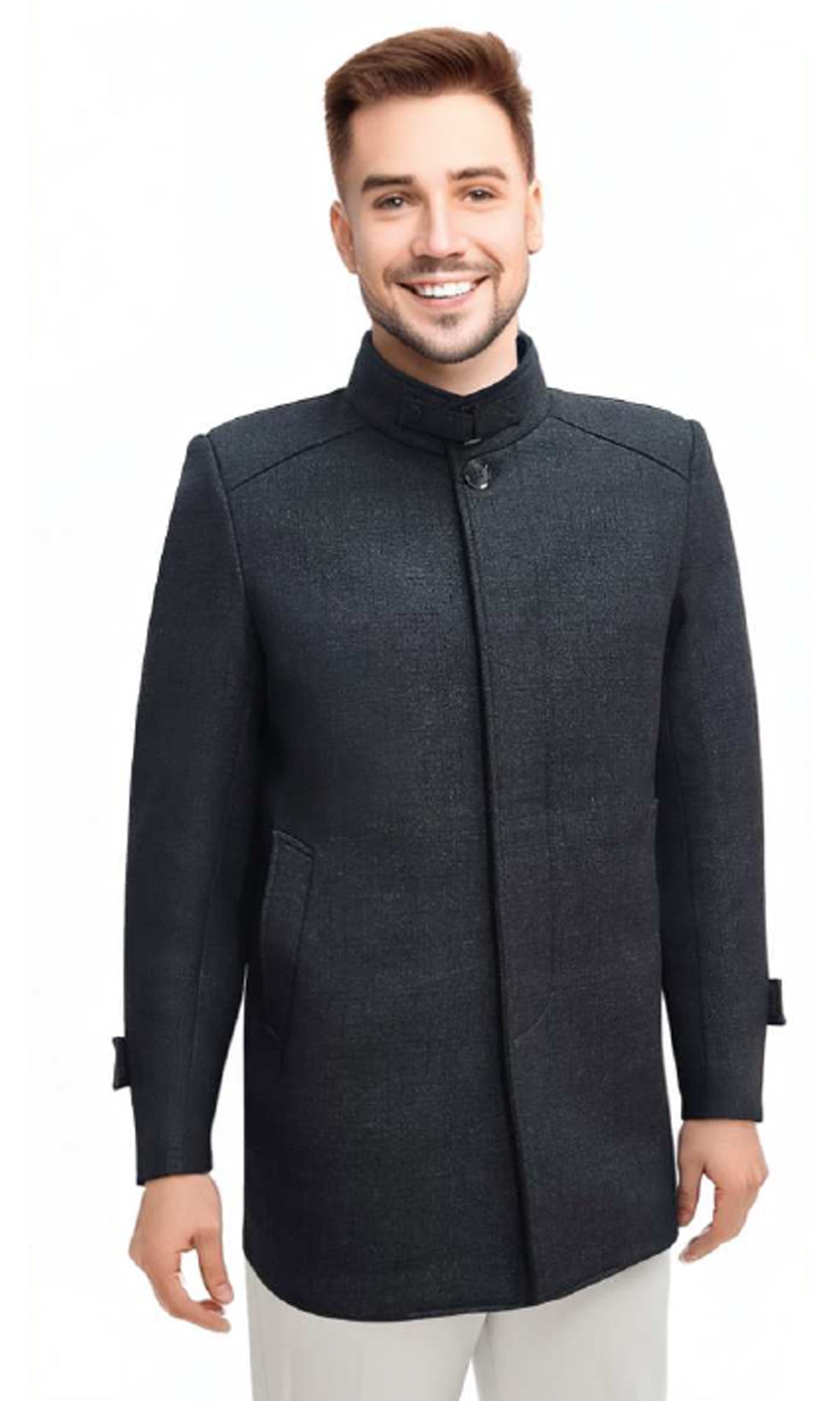 Abrigo con botones ocultos y forro acolchado. MOD. CNA-133.