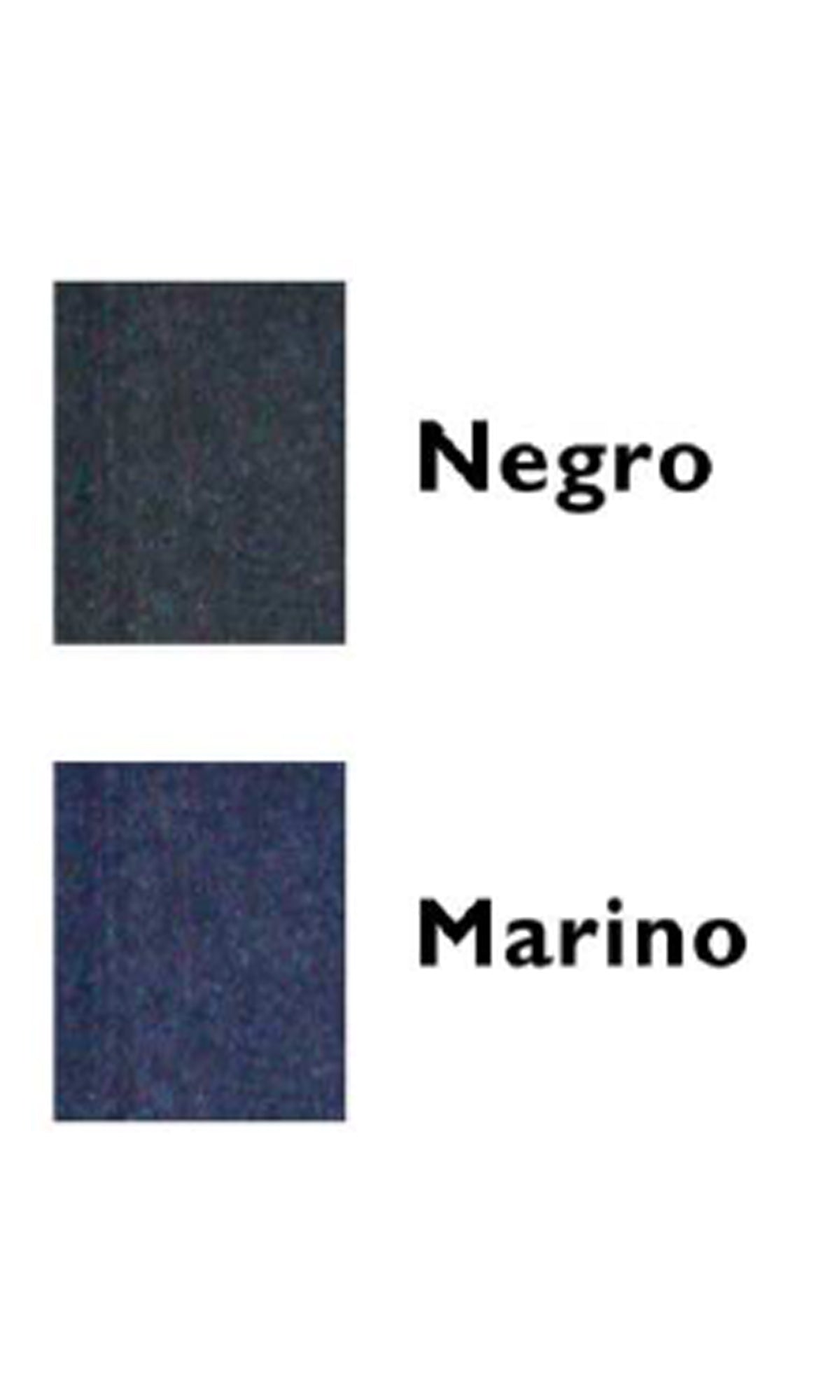 Abrigo con forro acolchado y botones ocultos. MOD. CNA-139.