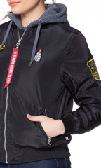 Chamarra bomber con gorro. MOD. LBJ-004