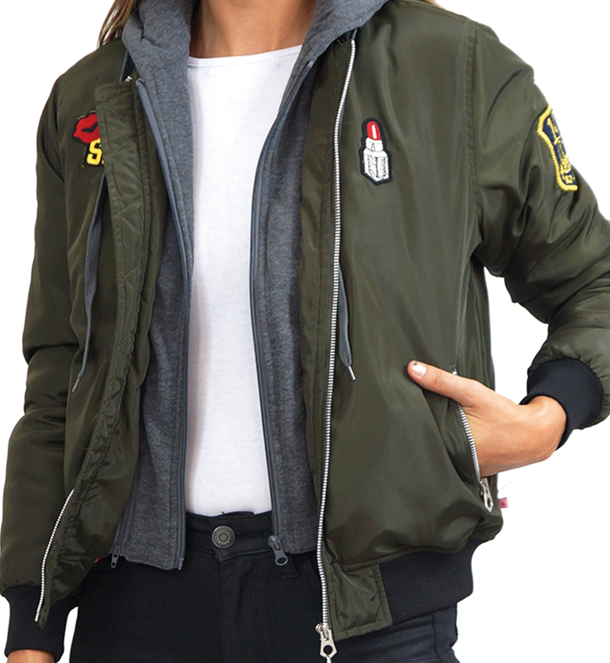 Chamarra bomber con gorro. MOD. LBJ-004