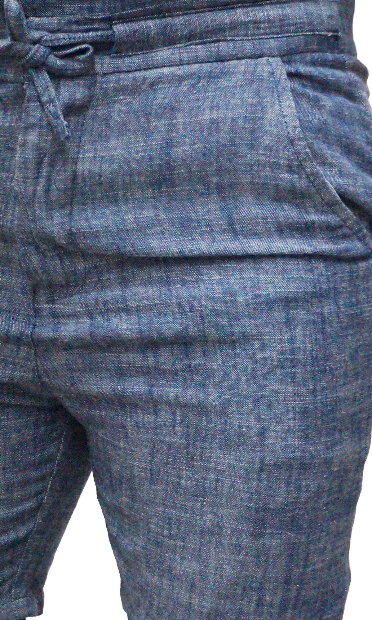 Bermuda con cordón ajustable. MOD: LBPQ-002.