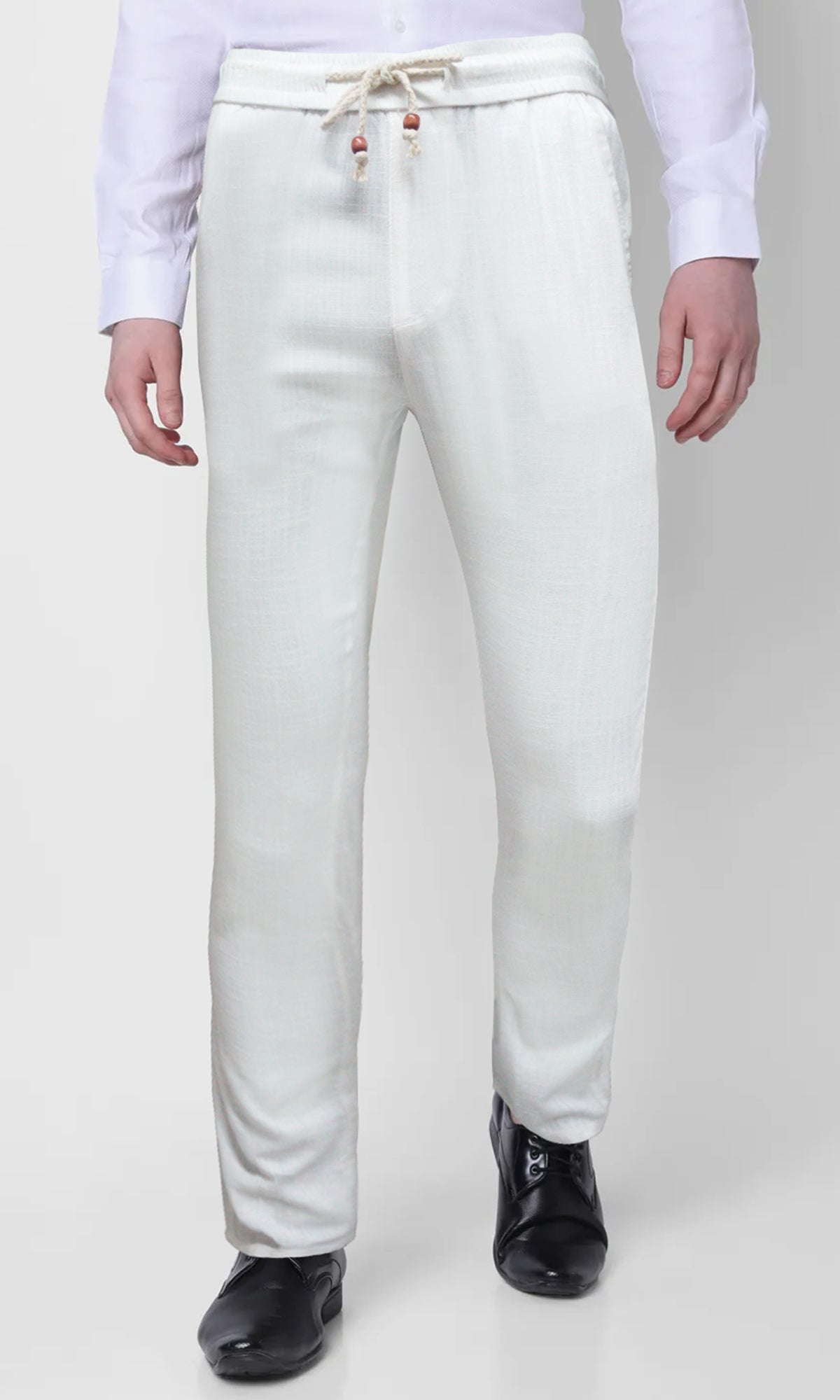 Pantalón con cordón de ajuste. MOD. LPPQ-004.