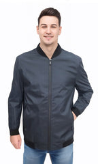 Chamarra con bolsas. MOD. RV-025